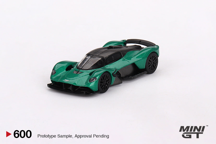 Aston Martin Valkyrie Racing Green - MINIGT