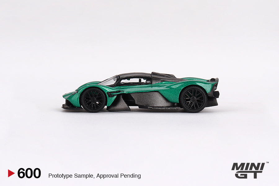 Aston Martin Valkyrie Racing Green - MINIGT