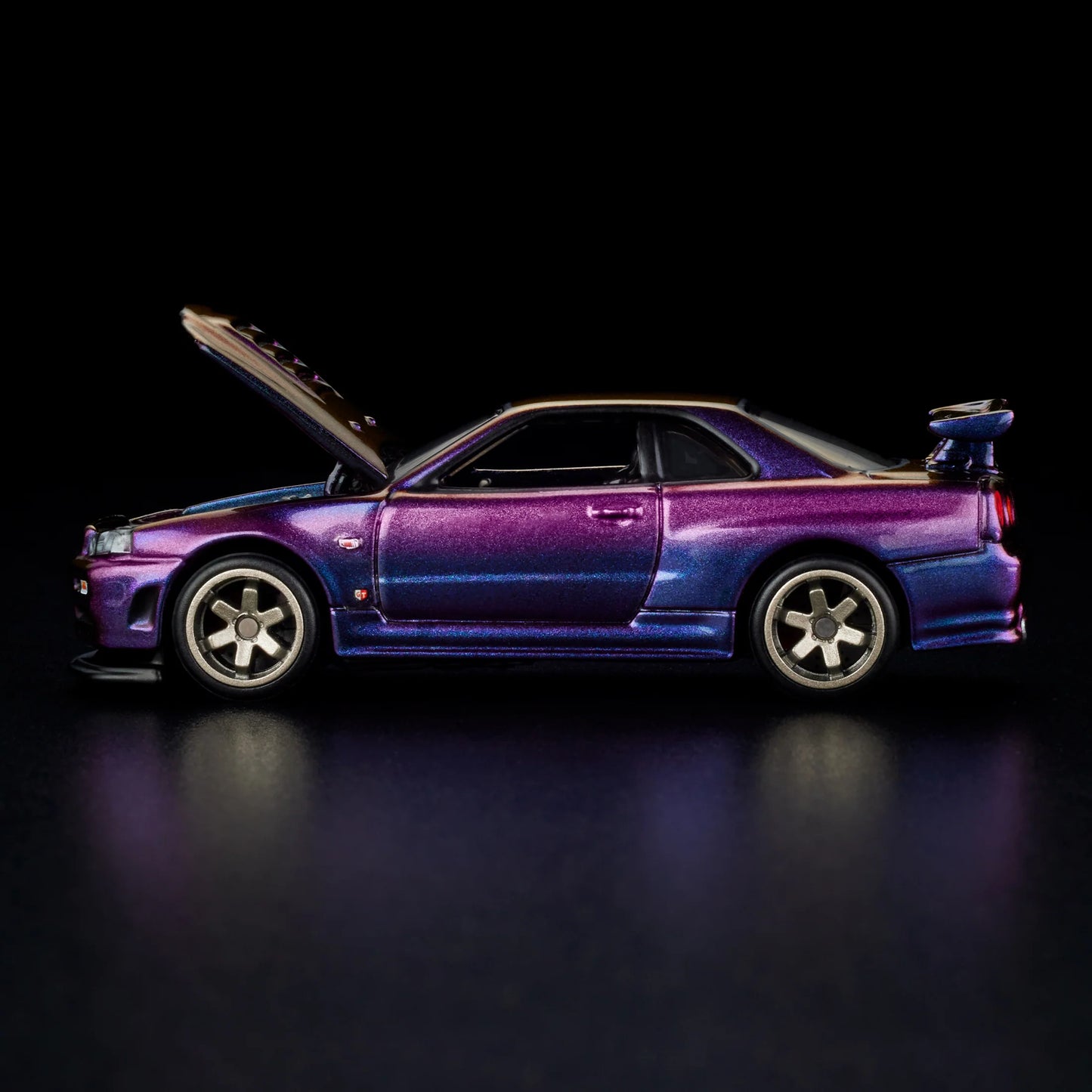 RLC Exclusivo Nissan Skyline GT-R BNR34