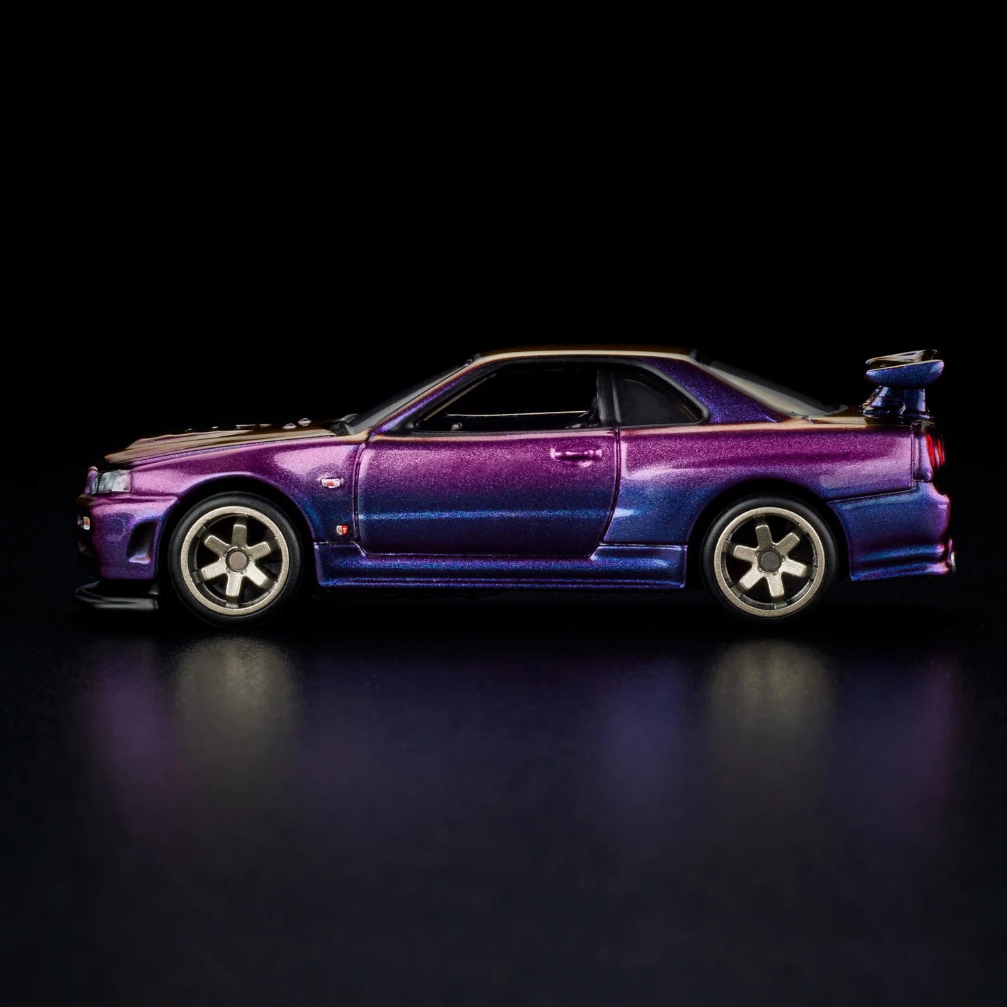 RLC Exclusivo Nissan Skyline GT-R BNR34