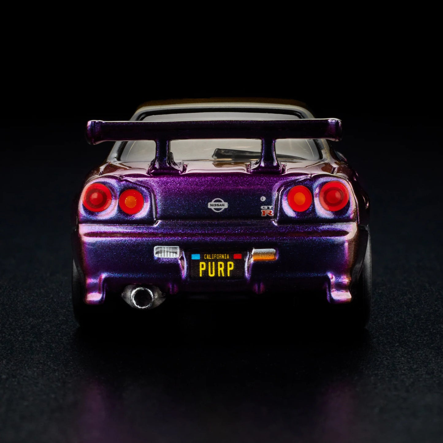 RLC Exclusivo Nissan Skyline GT-R BNR34