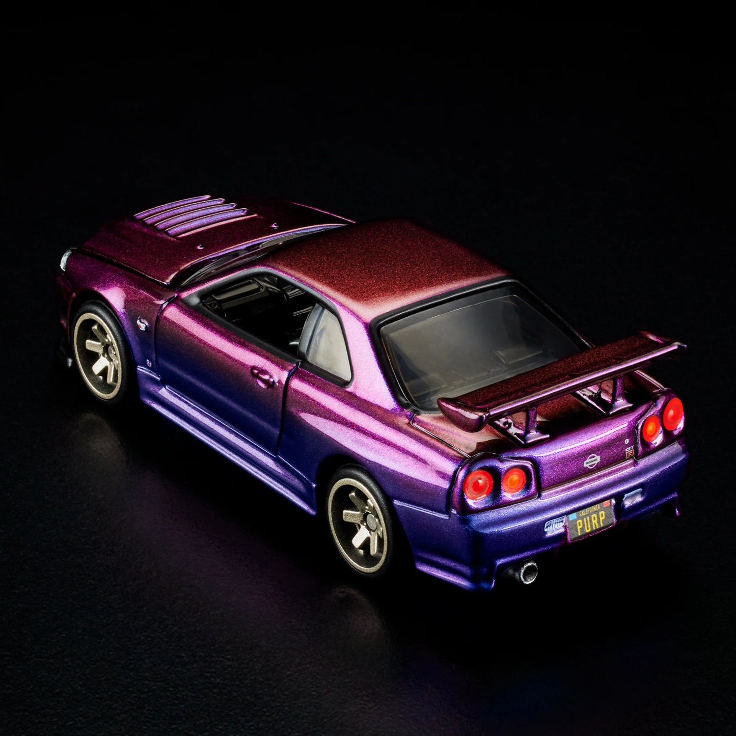 RLC Exclusivo Nissan Skyline GT-R BNR34